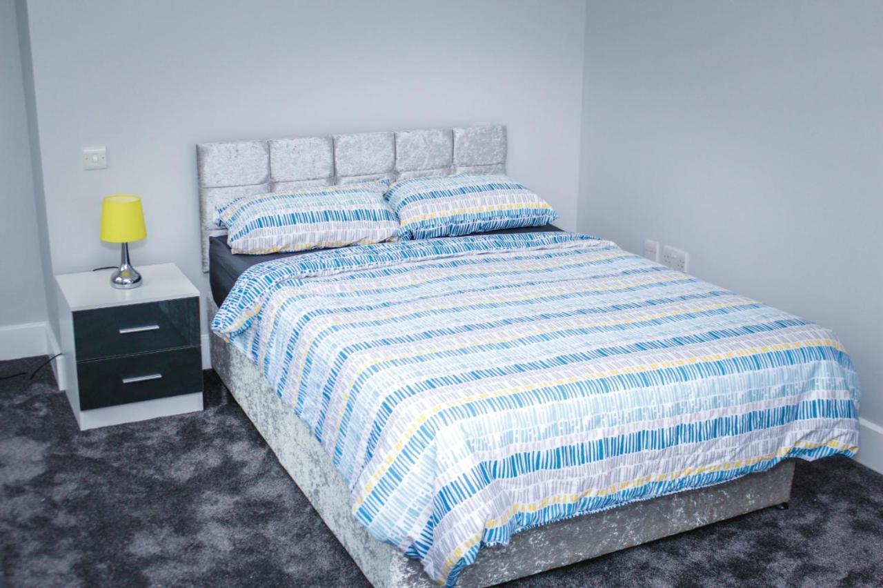 Camden Guest House Double Bedroom With Super Large King Bed Londra Esterno foto